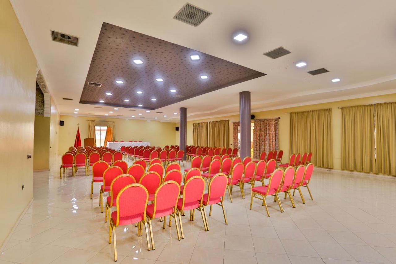Complexe El Bassatine Beni Mellal Exterior foto